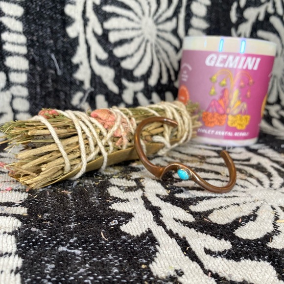 Turquoise copper bracelet from Tuscan - Picture 2 of 2